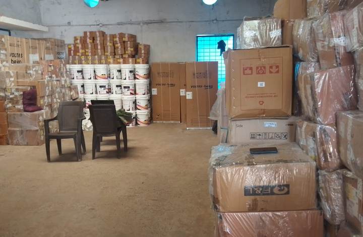 Lucky Express Cargoes transport office in Kadapa, Rayalaseema